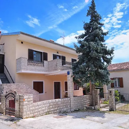 Apartament Luis *