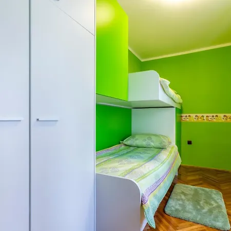 Luis Апартаменты *